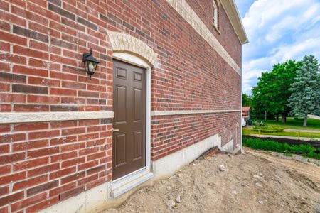 For Lease - 16 Ravenscraig Place, Innisfil, Ontario - Photo 3