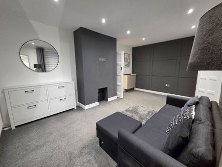 Brockhurst Road, Gosport - Photo 2