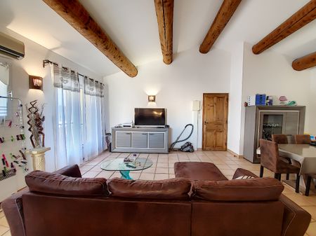 Cabannes : Appartement T3 73 m² avec garage, - Photo 4