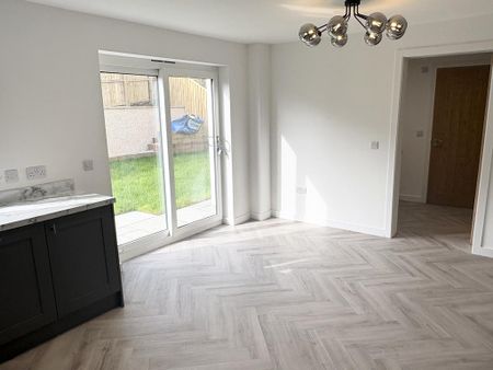 4 bedroom house to rent - Photo 3