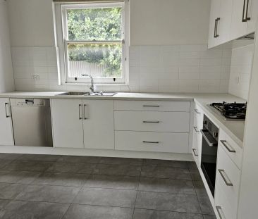 Freshly painted 3 Bedroom Home - Photo 4