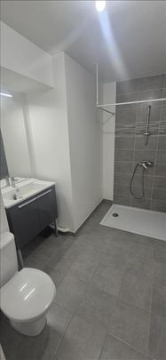 1 pièce - 24,34 m² - 5ème étage - Colocation non autorisée - Photo 1