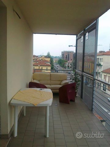 Miniappartamento arredato con posto auto - Photo 5