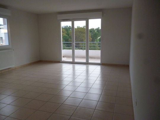 Location appartement récent 4 pièces 83.6 m² à Bourg-de-Péage (26300) 5 - Photo 1