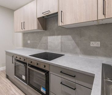 Studio Flat, Billington Road, SE14 - Photo 3