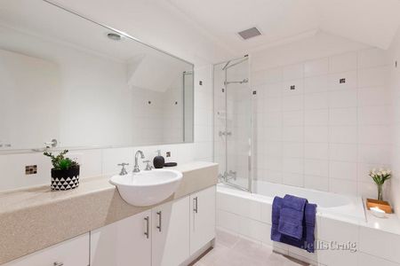 1B Hazel Grove, Pascoe Vale - Photo 3