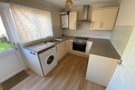 2 bedroom terraced house to rent - Photo 5