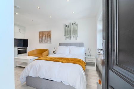 1 bedroom Apartment to rent - Photo 4