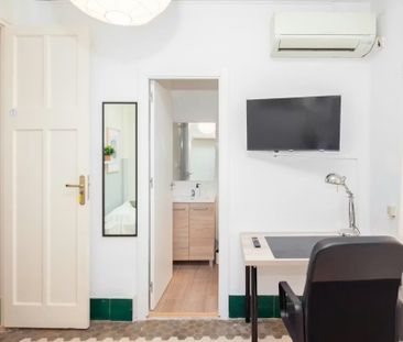 Barri Sant Cristòfol, Valencia, Valencian Community 46011 - Photo 2