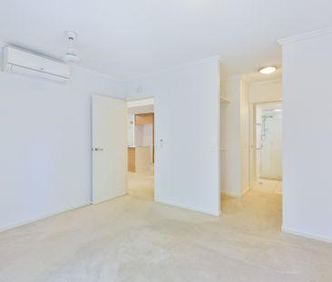 Stylish 1-Bedroom Unit in the Heart of Labrador - Photo 3