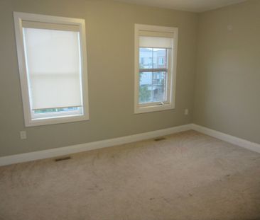 For Lease - 165 Seabrook Drive Unit# Upper Level, Kitchener, Ontario - Photo 6