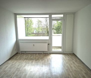 Schöner Wohnen in dieser geräumigen und bezugsfertigen 3-Zimmer-Woh... - Photo 1