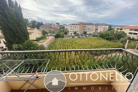 Appartement climatisé Puget Sur Argens 3 pièces avec balcon - Photo 3