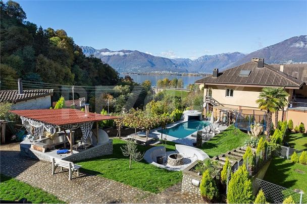 4 Zimmer Duplexwohnung mit Seeblick und Swimming Pool - Photo 1
