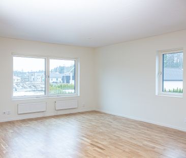 Kartografvägen, Västerås - Photo 1