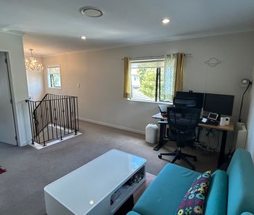 Spacious 4-Bedroom Family Home in Prime Ormiston Location - Photo 1