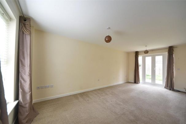 5 bedroom detached house to rent - Photo 1