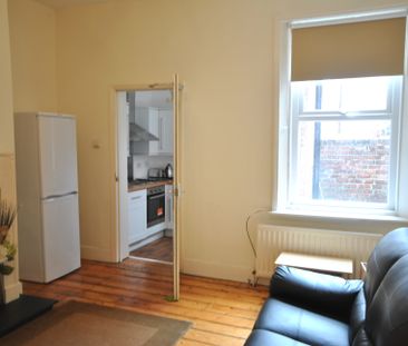 Grosvenor Road, Newcastle Upon Tyne - Photo 1