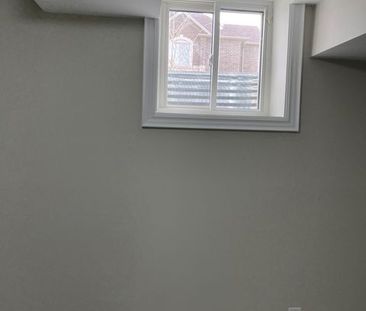 For Lease - 78 Saint Dennis Road, Brampton, Ontario - Photo 6