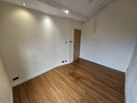 1 Bed Flat, Merton High Street, SW19 - Photo 3