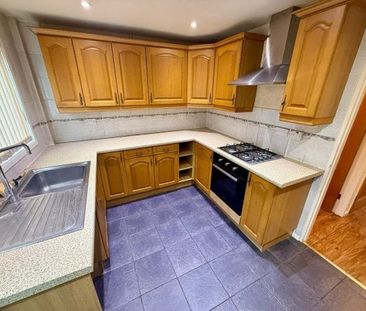 Abbey Close, Worcester, WR2 - Photo 2