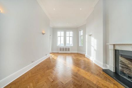 3 bedroom flat to rent - Photo 3