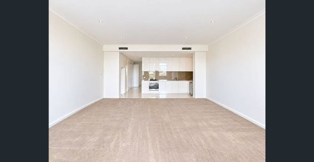 Stylish, Light-Filled Living in a Peaceful Bundoora Location - Photo 1
