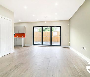 2 bedroom townhouse to rent - Photo 1