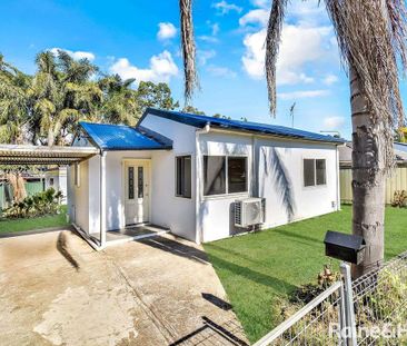 Spacious Home - Photo 5