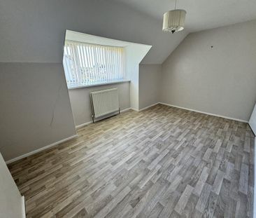 2 bedroom end of terrace house to rent - Photo 6