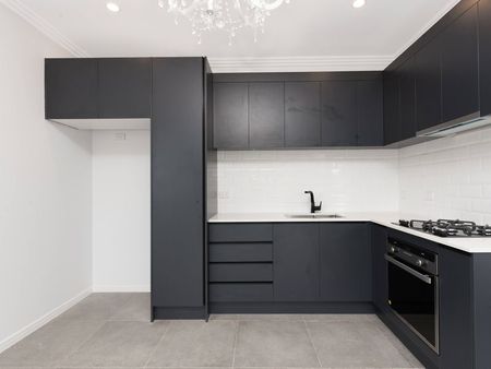 1/169 Park Road, Woolloongabba QLD 4102 - House For Rent | Domain - Photo 5