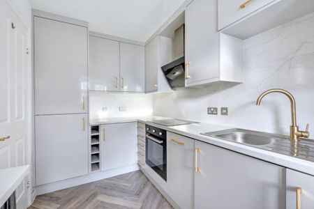 2 bedroom terraced house to rent - Photo 4