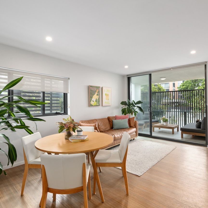 5/33 Sword Street, Woolloongabba QLD 4102 - Apartment For Rent | Domain - Photo 1