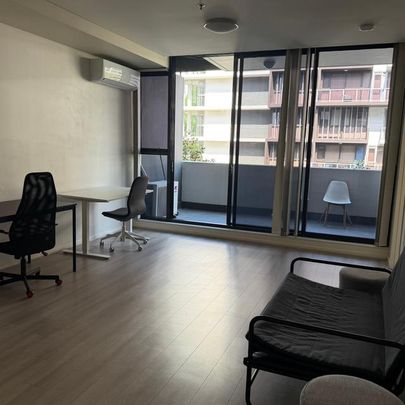 Fully Furnished / Spacious & Convenient 2 bedroom fully furnished apartment for lease - Photo 1