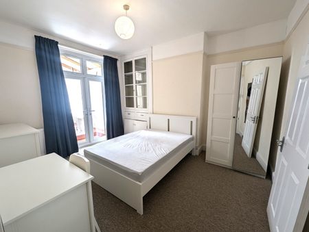 5 Bed Terraced House, Gloucester Road, BS7 - Photo 5