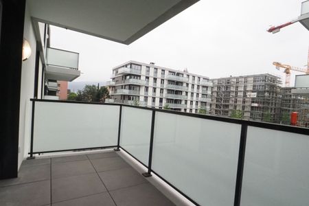 Central and modern new apartment in an attractive park - Photo 3