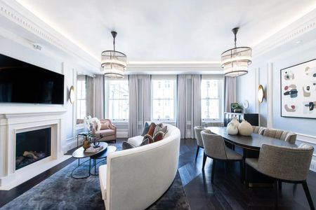 An exceptional two-bedroom apartment with outside space, set within this brand new boutique development in Kensington. - Photo 2