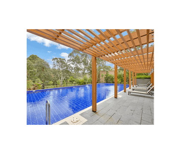 Ground-Floor Apartment with Private Courtyard | North-East Aspect - Photo 4