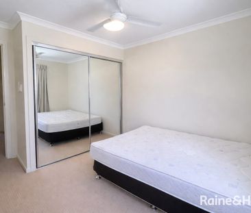 Fully furnished & move-in ready with Swimming Pool in Telina! - Photo 6