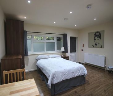 Studio to rent - Photo 1