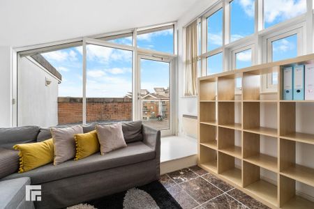 3 bedroom apartment to rent - Photo 4