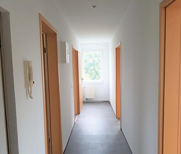***Süße 2-Raum-Wohnung in Lichtenau zur Miete - neues Laminat, Badewanne - alles dabei!*** - Foto 3