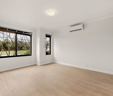 Modern Coastal Living Opposite Parklands! - Photo 3