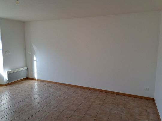 Location maison 4 pièces, 71.00m², Saint-Mars-la-Réorthe - Photo 1