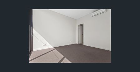 Beautifully Presented Two Bedroom Apartment - Photo 3