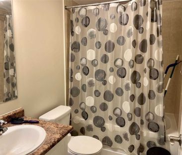 For Lease - 3250 Bentley Drive Unit# 72, Mississauga, Ontario - Photo 3