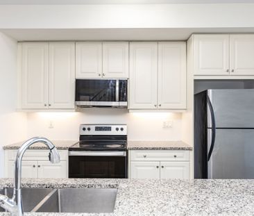 For Lease - 49 Woodstream Drive, Toronto, Ontario - Photo 3