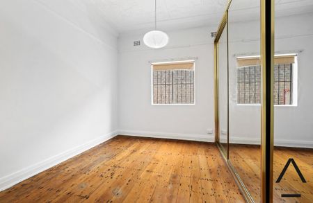 Perfectly Positioned 3-Bedroom Home in the Heart of Dulwich Hill - Photo 5