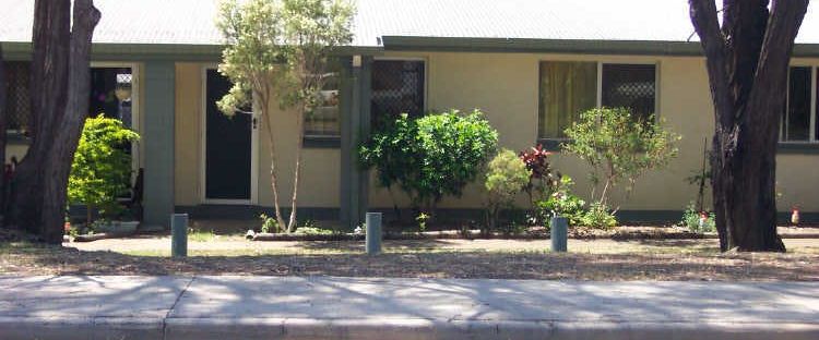 LOW MAINTENACE 2 BEDROOM UNIT ON ANN STREET! - Photo 1