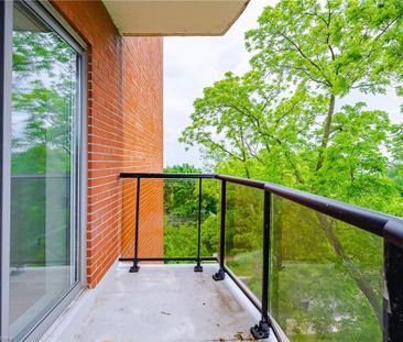 For Lease - 2385 Ontario Street Unit# 307, Oakville, Ontario - Photo 4